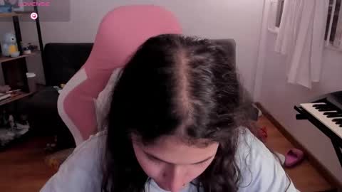 On instagram Imm  NikkiHelp me reach 100 likes online show from 02-04-26, 04:51