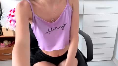 Scarllet online show from 06-28-26, 04:02