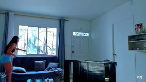 iam_your_fantasy online show from 12-18-25, 04:13