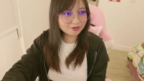 Snapshot of iam_zoechan chatting on 07-22-26, 09:50 Zoe 3 online show from 07-22-26, 09:50