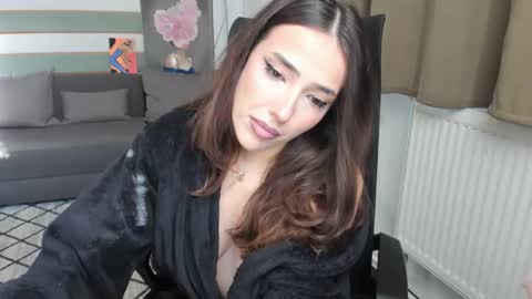 Baby Gal online show from 11-26-25, 07:31