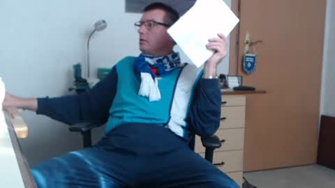 iamachim online show from 10-31-25, 09:32