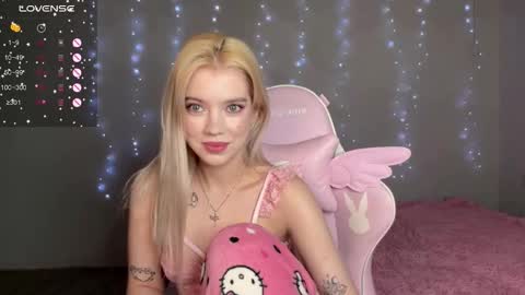 Snapshot of iamcassidy chatting on 02-09-26, 02:43 Cassie STREAMS HERE EVERYDAY online show from 02-09-26, 02:43