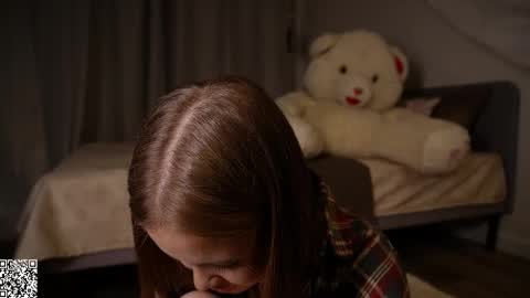 Claire online show from 11-30-25, 08:24