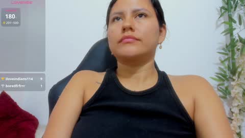 Snapshot of iamevaaa chatting on 01-17-25, 11:07 Eva online show from 01-17-25, 11:07