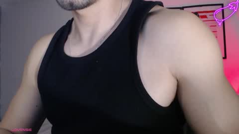  INDEPENDENT MODEL online show from 10-28-25, 01:20