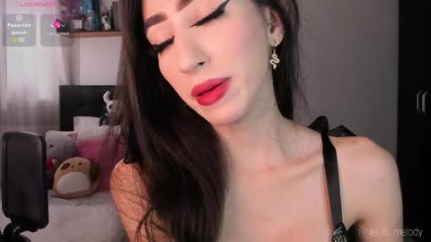 Mel  online show from 02-05-25, 05:20