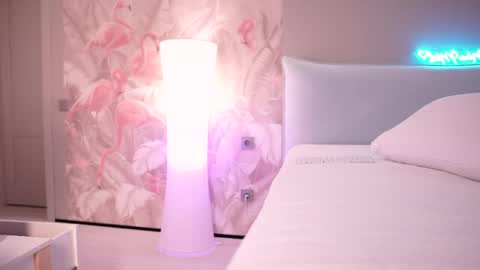 Snapshot of iamninamint chatting on 04-21-26, 08:12 Nina online show from 04-21-26, 08:12