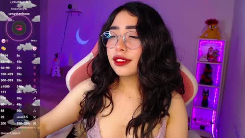 Snapshot of iamveroo chatting on 12-11-24, 03:24 Veronica NDEPENT MODEL online show from 12-11-24, 03:24