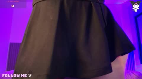 V I C T O R I A online show from 02-12-26, 07:53