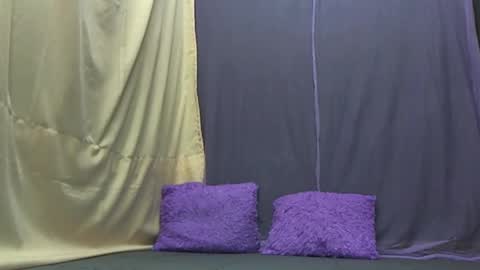 Snapshot of iamyourzzz_ chatting on 03-12-25, 02:20 Kiara online show from 03-12-25, 02:20