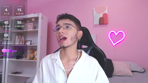 IAN CASTILLO online show from 01-23-25, 11:15