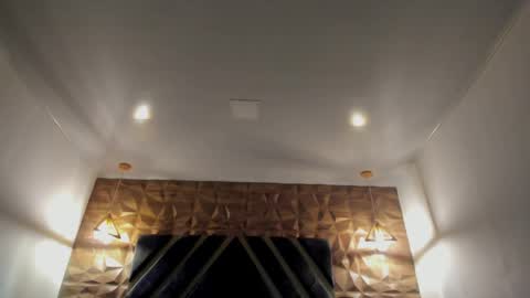 IAN CASTILLO online show from 04-07-26, 11:10