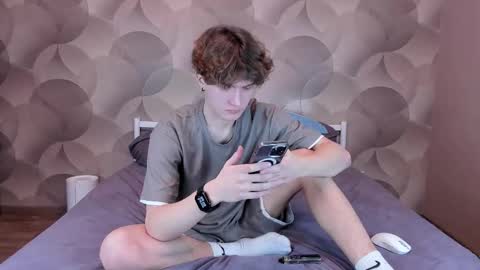 Ian Flor online show from 02-07-26, 03:38