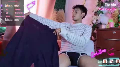 IAN HUNTER online show from 03-01-26, 01:24