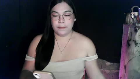 Snapshot of iana_whorexxx chatting on 06-17-26, 10:39 iana online show from 06-17-26, 10:39