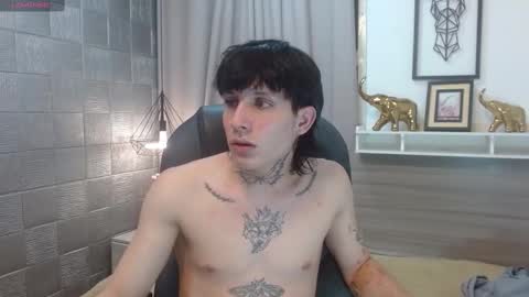 ian online show from 11-10-25, 08:13