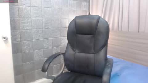 ian online show from 11-21-25, 07:12