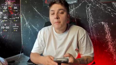 Snapshot of iangilbert chatting on 10-25-25, 09:53 ian online show from 10-25-25, 09:53