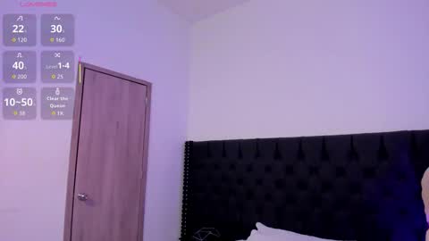 Snapshot of iangilbert chatting on 11-07-25, 08:20 ian online show from 11-07-25, 08:20