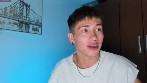 Snapshot of ianwayne_ chatting on 03-24-26, 07:46 Andrew online show from 03-24-26, 07:46