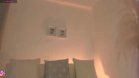 I A R A   online show from 02-05-26, 02:00