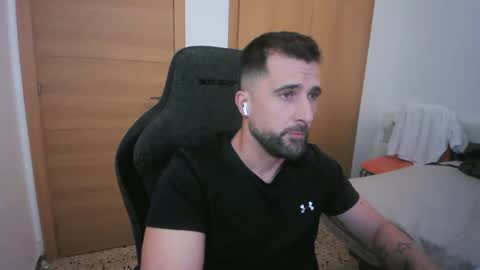 iberian_macho online show from 10-11-25, 09:30