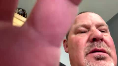 icanmakeyousquirt69 online show from 04-19-26, 08:00