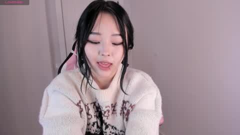 Hitomi   online show from 12-11-24, 09:30