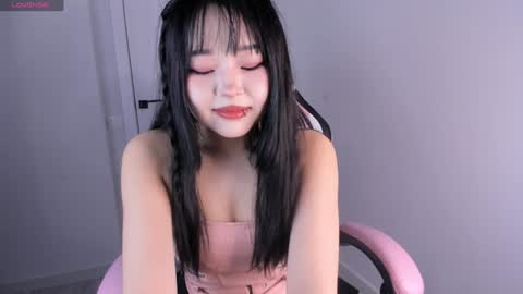 Hitomi   online show from 12-13-24, 06:31