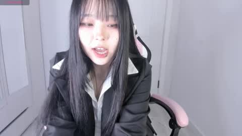 Hitomi   online show from 02-19-25, 01:39