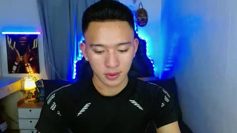 Mateo online show from 11-26-25, 02:56