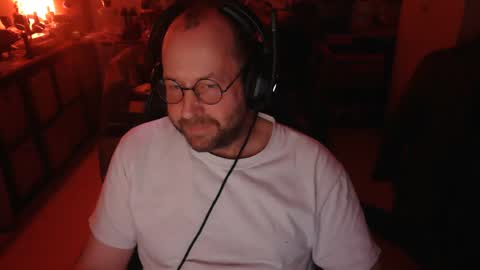 Snapshot of icum4ladies2021 chatting on 11-30-25, 08:24 icum4ladies2021 online show from 11-30-25, 08:24