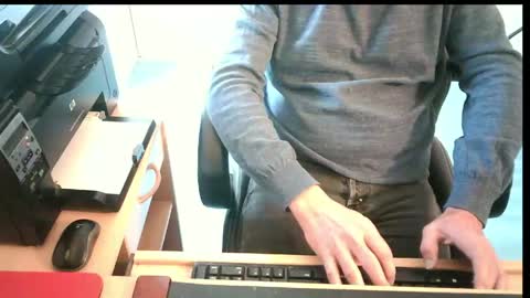 Snapshot of icumalot4you chatting on 05-20-26, 08:42 icumalot4you online show from 05-20-26, 08:42