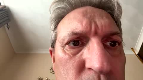 Snapshot of icums4u chatting on 10-27-25, 03:27 icums4u online show from 10-27-25, 03:27