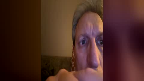 Snapshot of icums4u chatting on 06-28-26, 09:32 icums4u online show from 06-28-26, 09:32