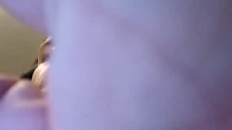 Snapshot of icyfucktoy chatting on 10-28-25, 08:33 icyfucktoy online show from 10-28-25, 08:33