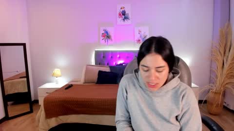 Icy online show from 01-10-26, 11:45