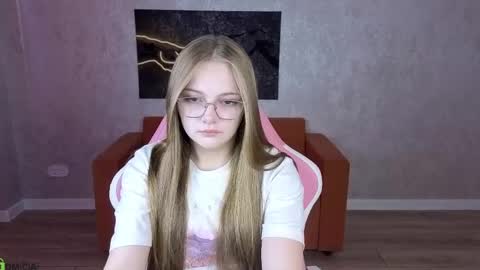 IdaRowe online show from 06-05-26, 01:12