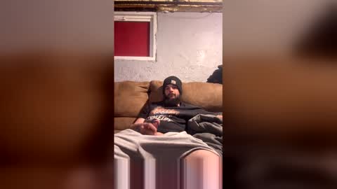 Snapshot of idontstop4cops2 chatting on 12-23-25, 06:22 idontstop4cops2 online show from 12-23-25, 06:22