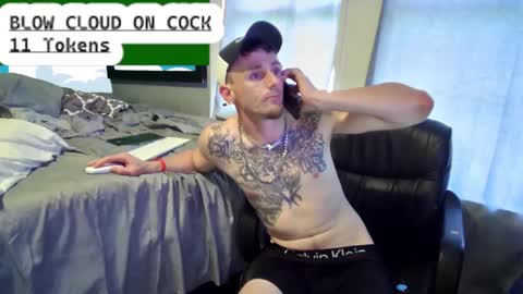 Snapshot of igetherwetter chatting on 12-17-24, 03:17 Amiri Roue online show from 12-17-24, 03:17