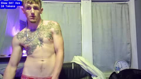 Snapshot of igetherwetter chatting on 12-23-24, 04:12 Amiri Roue online show from 12-23-24, 04:12