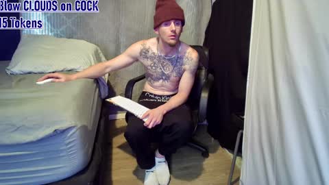 Snapshot of igetherwetter chatting on 01-24-25, 03:45 Amiri Roue online show from 01-24-25, 03:45