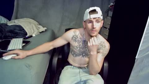 Snapshot of igetherwetter chatting on 01-26-25, 06:28 Amiri Roue online show from 01-26-25, 06:28