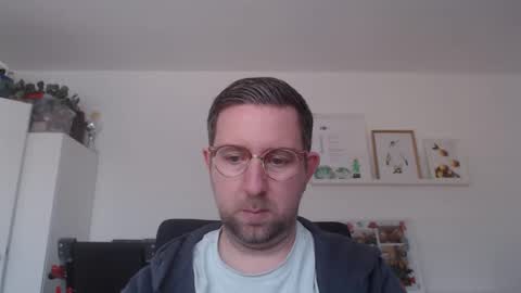 Snapshot of iggi2707 chatting on 01-14-25, 12:56 ner d online show from 01-14-25, 12:56