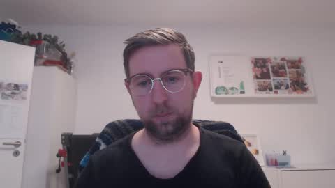 Snapshot of iggi2707 chatting on 01-20-25, 08:52 ner d online show from 01-20-25, 08:52