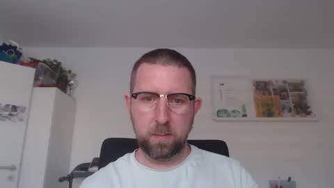 Snapshot of iggi2707 chatting on 03-07-25, 04:00 ner d online show from 03-07-25, 04:00