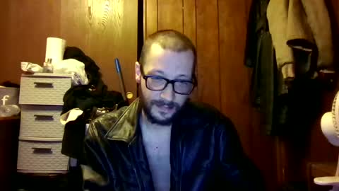 Snapshot of iggy617 chatting on 06-16-26, 11:40 iggy617 online show from 06-16-26, 11:40