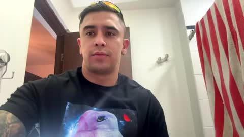 Snapshot of igor_scott chatting on 07-17-26, 04:23 Igor scott online show from 07-17-26, 04:23