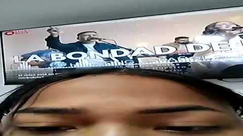 Snapshot of iiamsun chatting on 06-11-26, 05:00 iiamsun online show from 06-11-26, 05:00